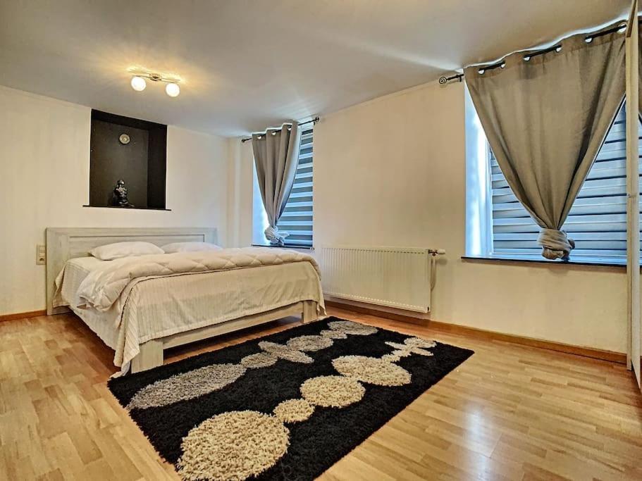 Vue Sur Meuse Avec Jacuzzi Et Sauna Exterieur. Yvoir Extérieur photo